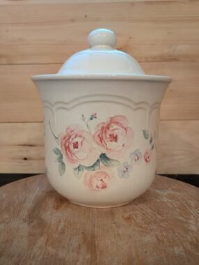Pfaltzgraff Secret Rose Large Stoneware Canister w/Lid - 9.75" - Cottagecore